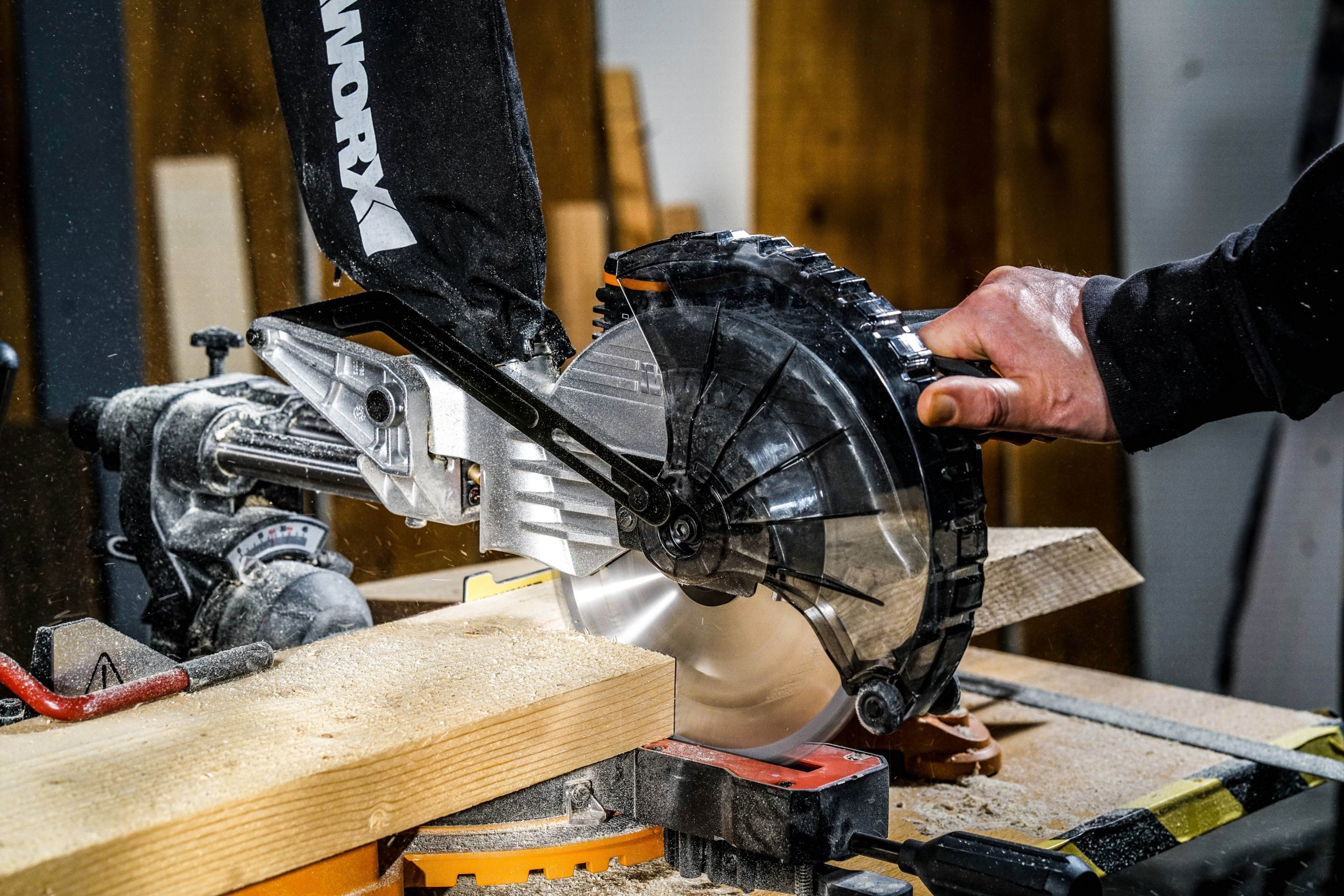 Worx WX845.9 - Ingletadora 20V S/bat